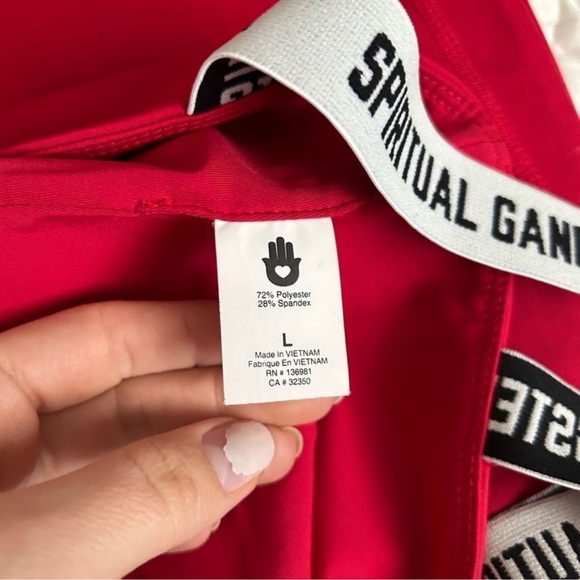 Spiritual gangster skylar crimson legging/bra workout set - Picture 10 of 10